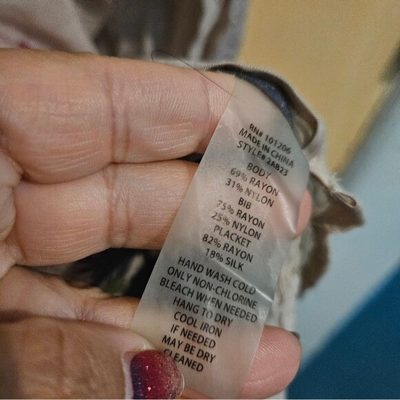 Soft Surroundings Victorian Floral Velvet Silk Boho Aria Tunic Bibbed He… - Picture 2 of 7